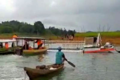 Kapal Wisata Angkut 40 Orang Terbalik di Kampar, 1 Orang Tewas